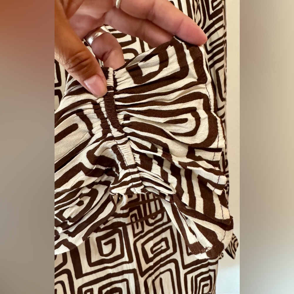 Geometric Patterned Mini Dress - Picture 8 of 11